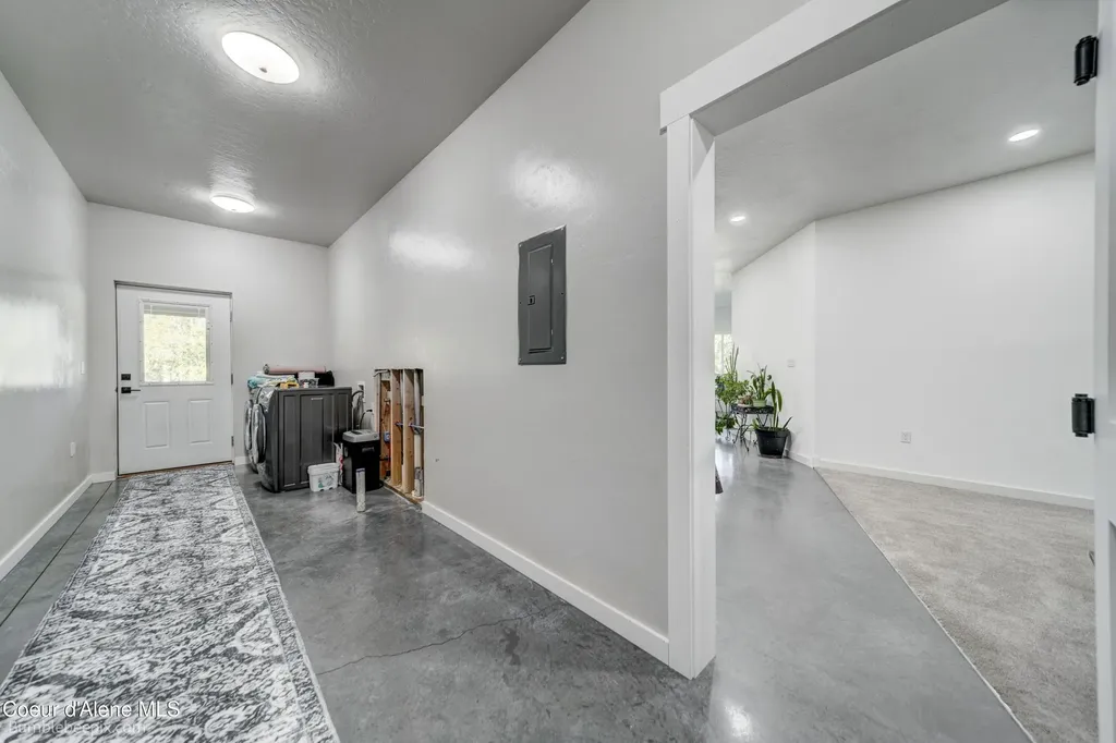 2760 S Sagle Road Sagle ID 83860