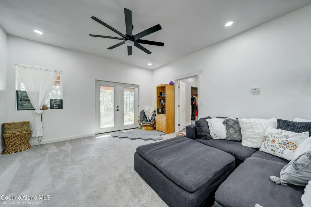 2760 S Sagle Road Sagle ID 83860