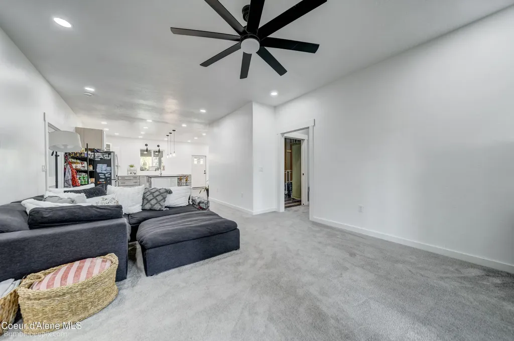 2760 S Sagle Road Sagle ID 83860
