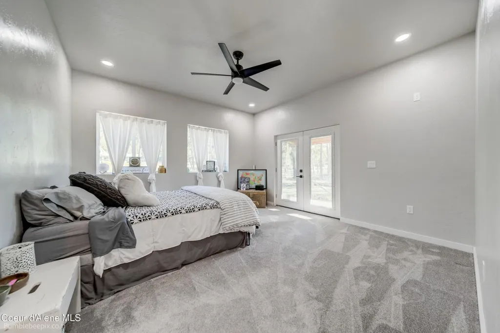 2760 S Sagle Road Sagle ID 83860