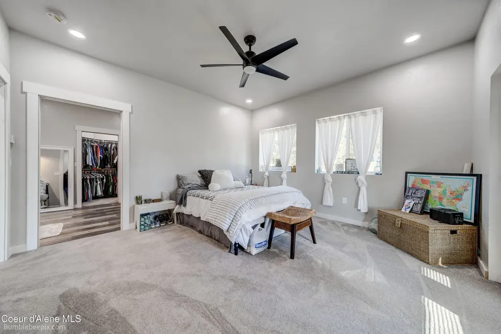 2760 S Sagle Road Sagle ID 83860