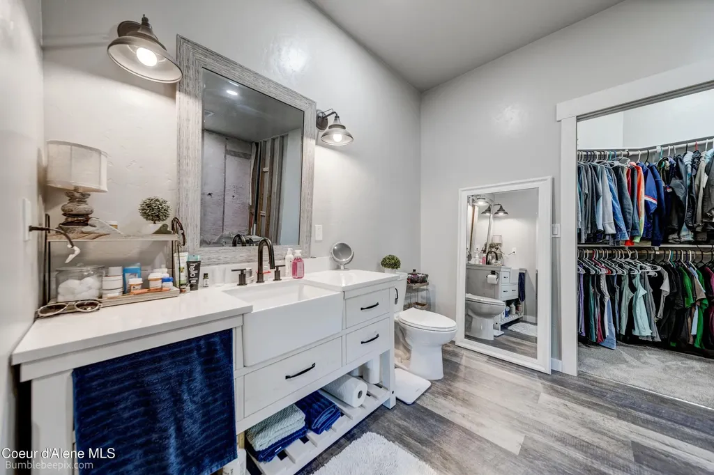 2760 S Sagle Road Sagle ID 83860