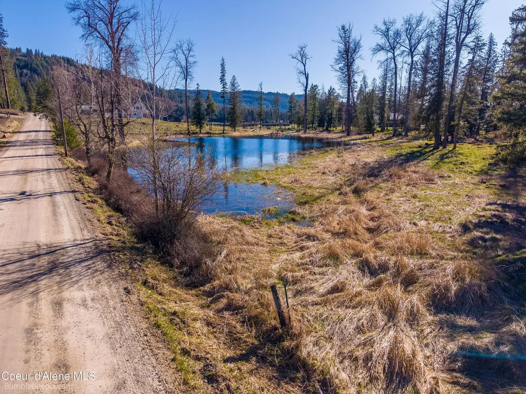 2760 S Sagle Road Sagle ID 83860