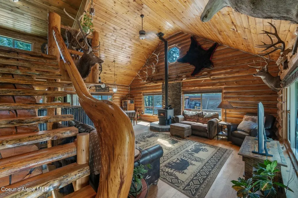 124 Brown Creek Road Naples ID 83847