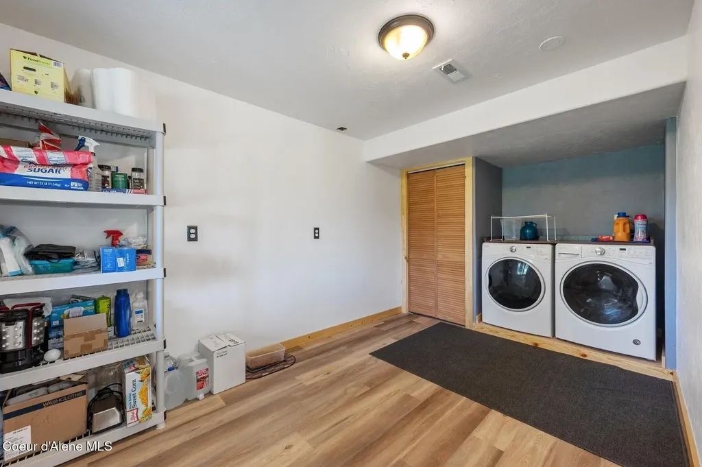 124 Brown Creek Road Naples ID 83847