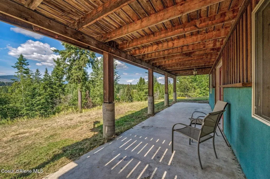 124 Brown Creek Road Naples ID 83847
