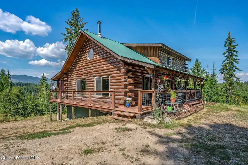 124 Brown Creek Road Naples ID 83847