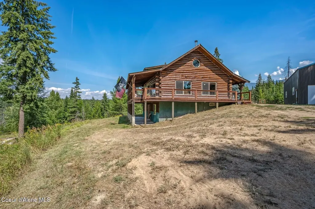 124 Brown Creek Road Naples ID 83847