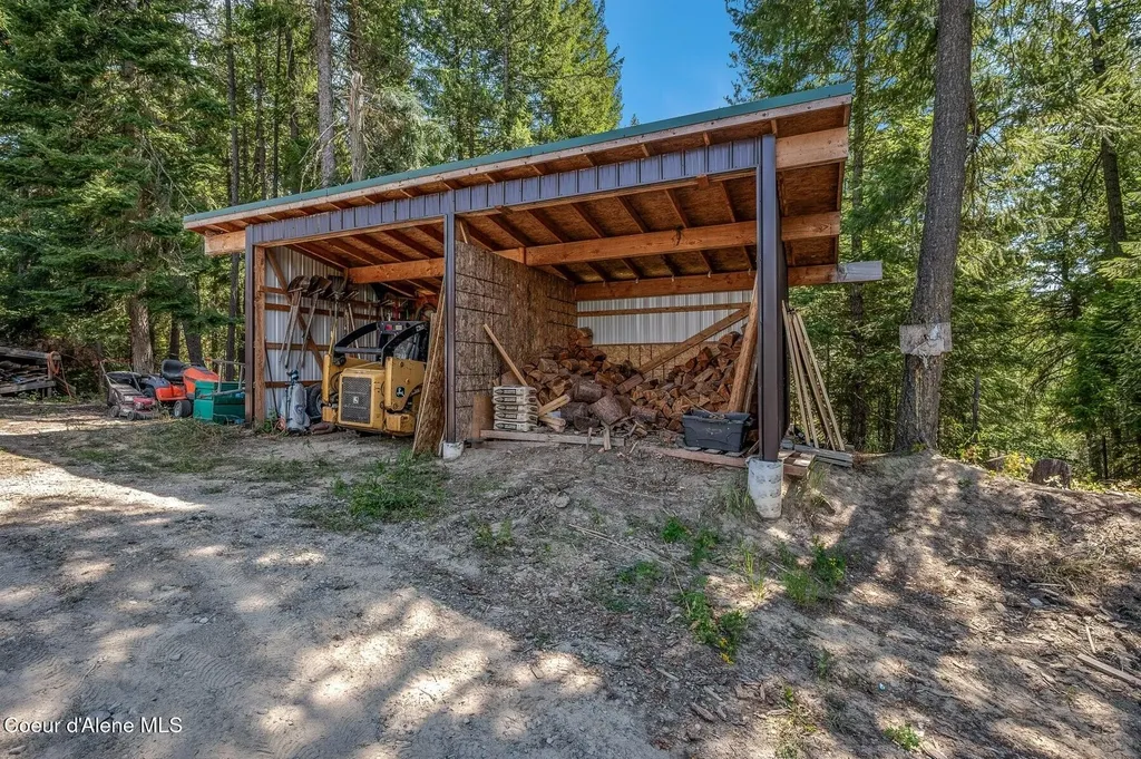 124 Brown Creek Road Naples ID 83847