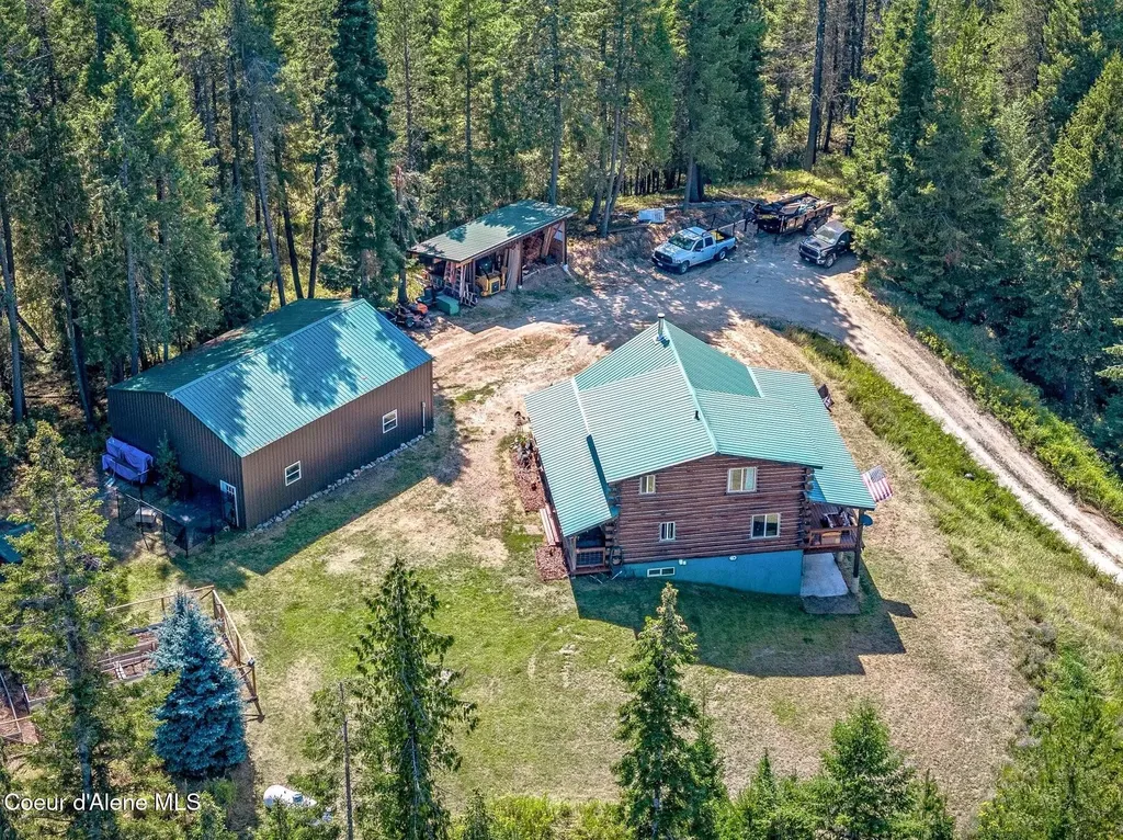124 Brown Creek Road Naples ID 83847