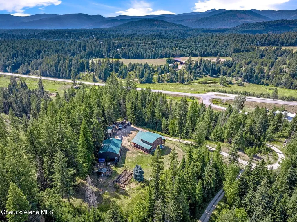 124 Brown Creek Road Naples ID 83847