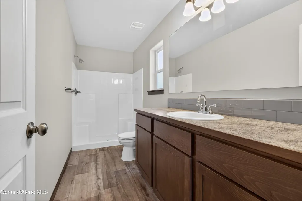 3298 N Kiernan Drive Post Falls ID 83854