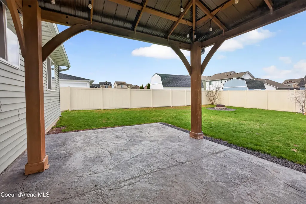 3298 N Kiernan Drive Post Falls ID 83854