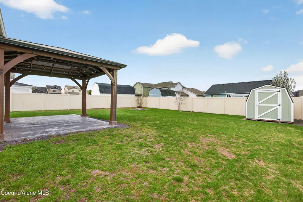 3298 N Kiernan Drive Post Falls ID 83854