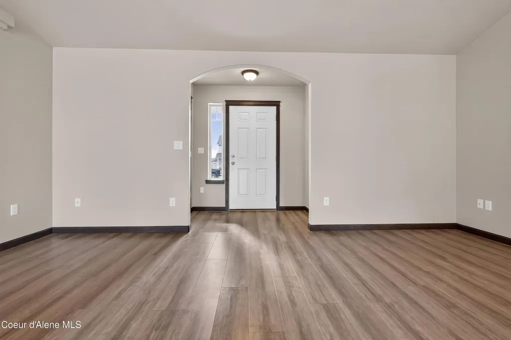 3298 N Kiernan Drive Post Falls ID 83854