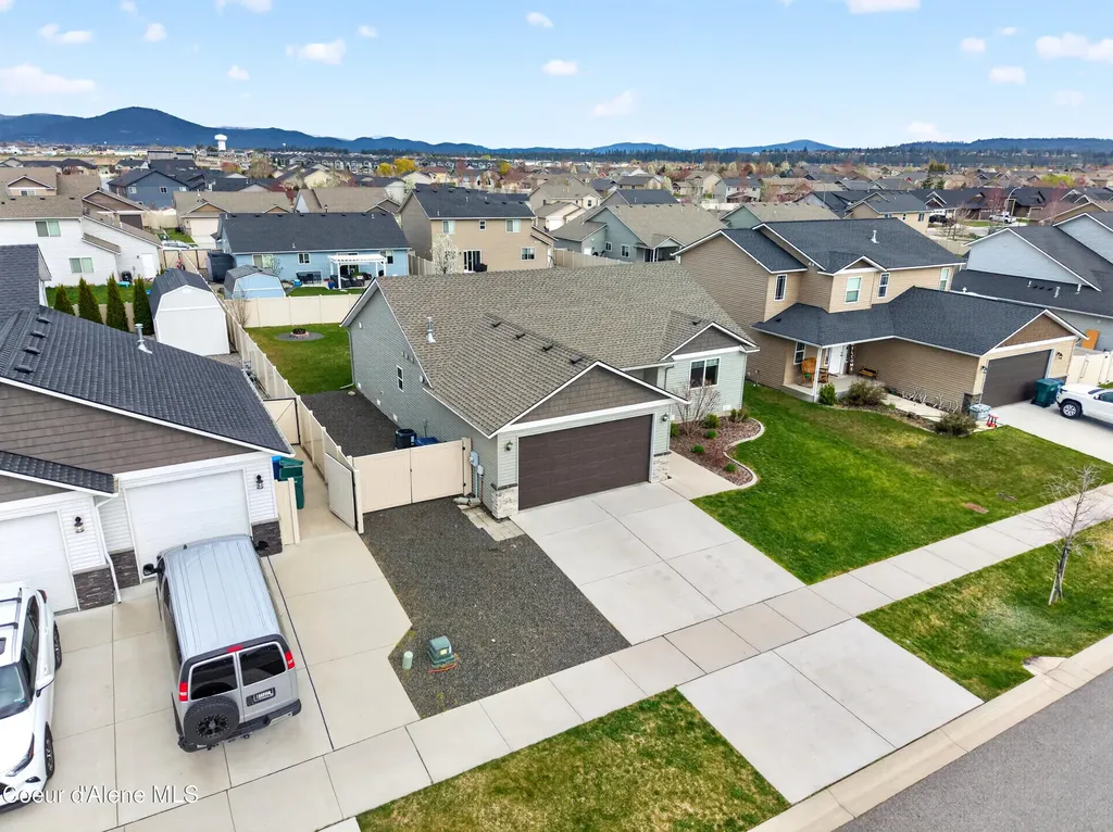 3298 N Kiernan Drive Post Falls ID 83854