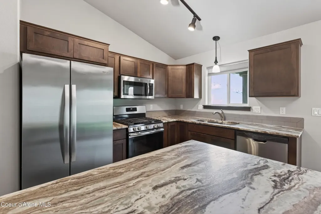3298 N Kiernan Drive Post Falls ID 83854