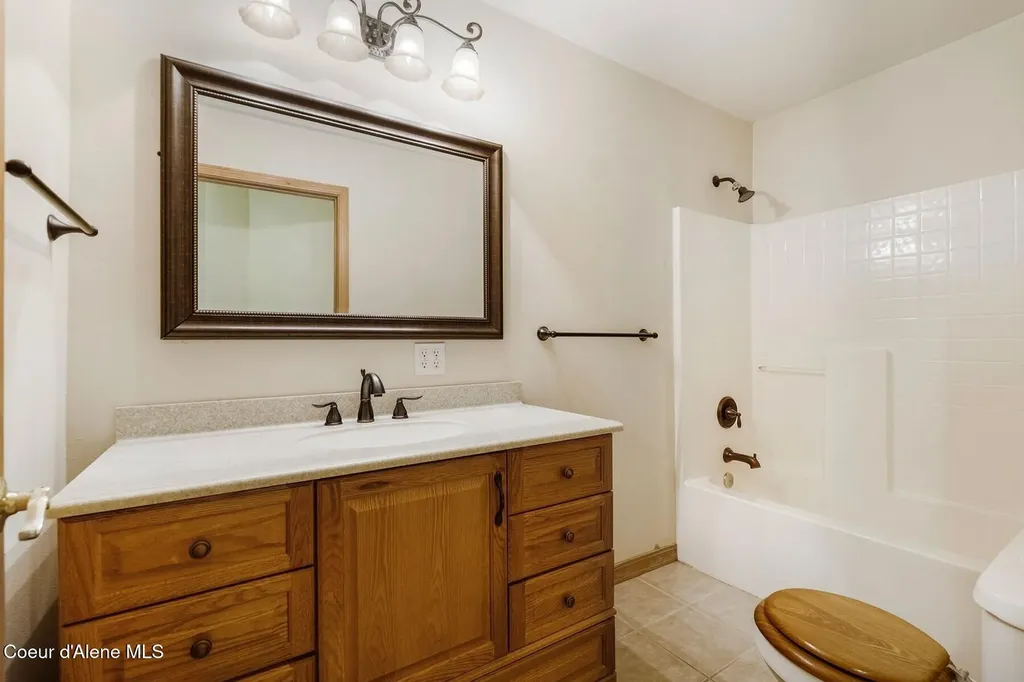 3009 Kelrose Lane Sandpoint ID 83864