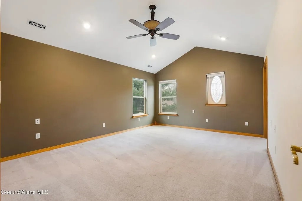 3009 Kelrose Lane Sandpoint ID 83864