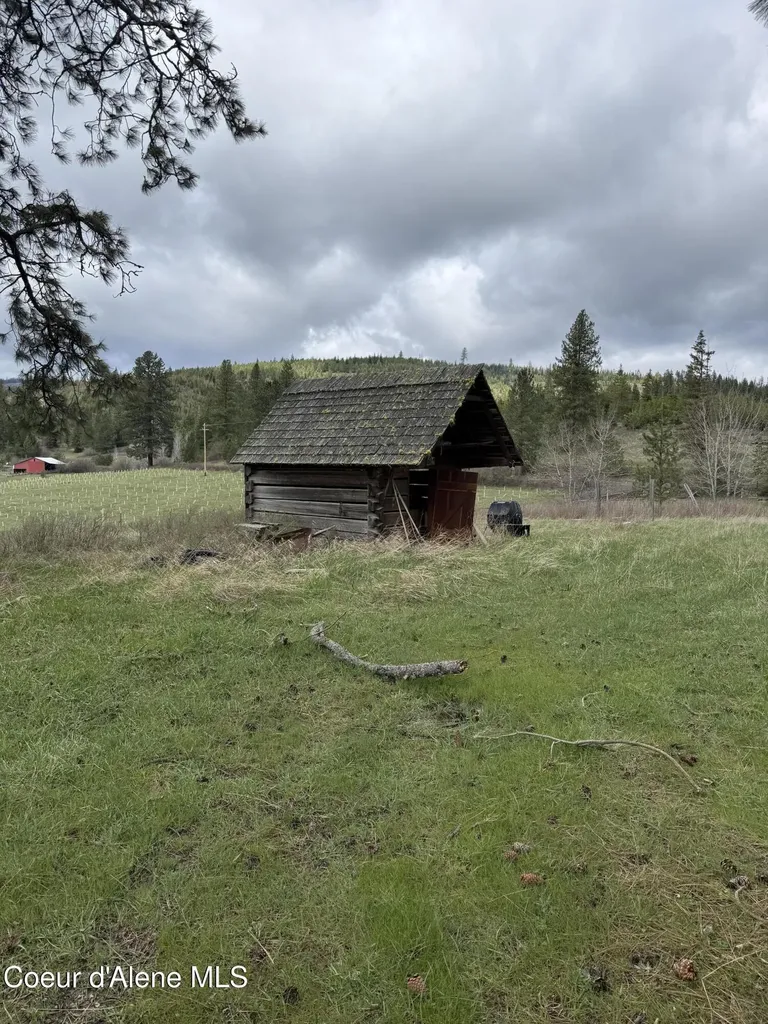 7971 Windfall Pass Road St. Maries ID 83861