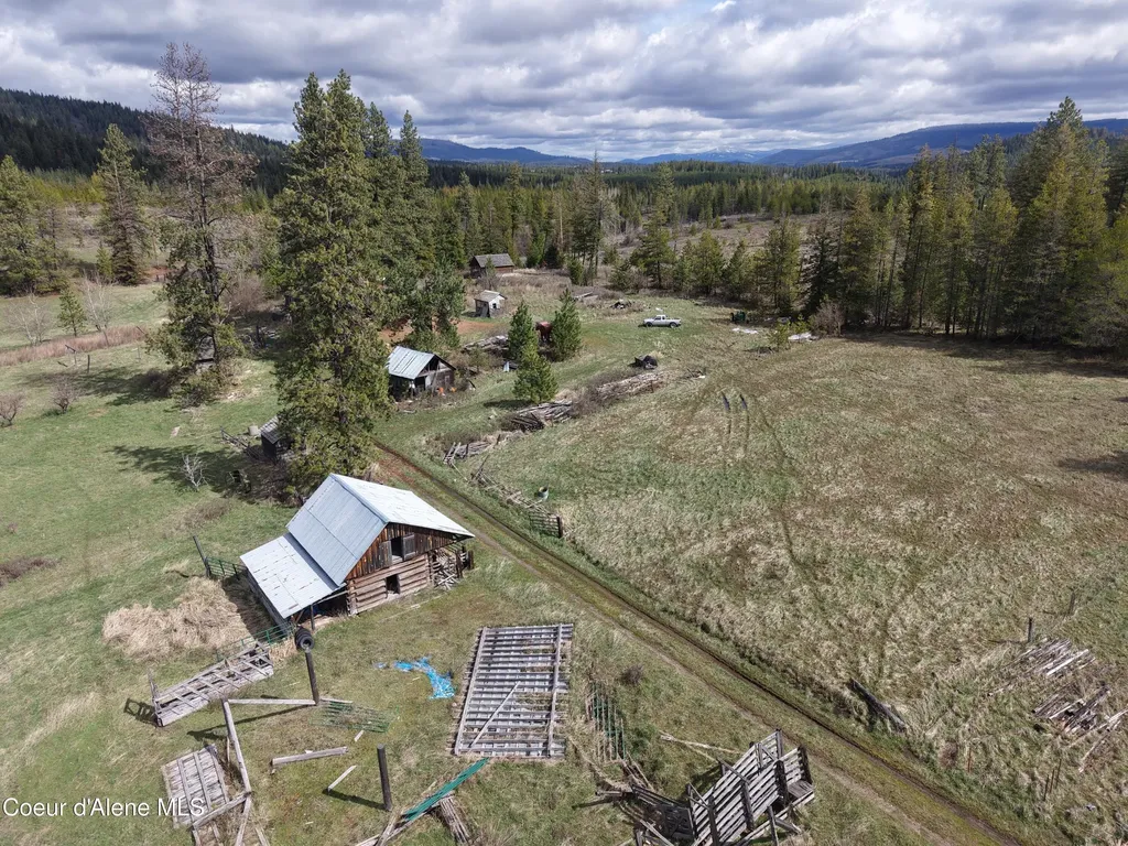 7971 Windfall Pass Road St. Maries ID 83861