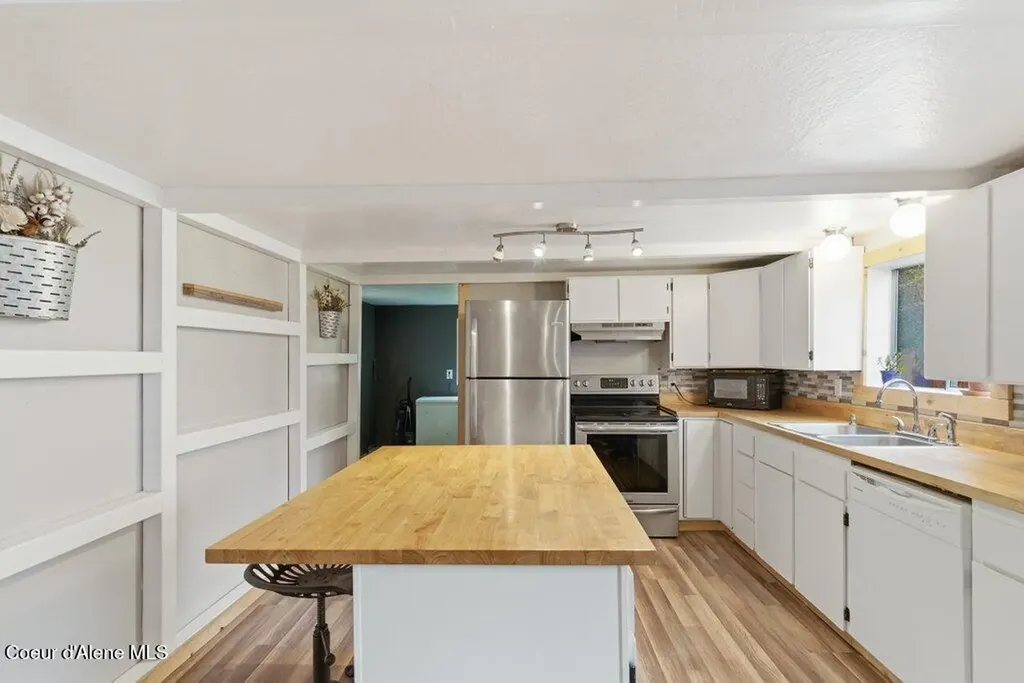 446 Weir Gulch Road Pinehurst ID 83850