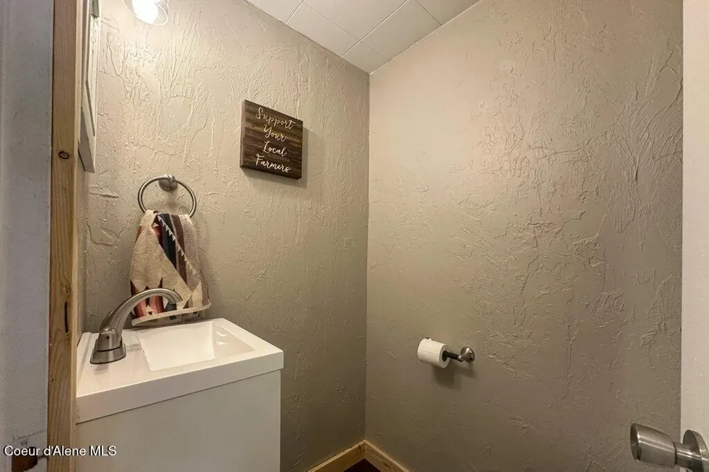 446 Weir Gulch Road Pinehurst ID 83850