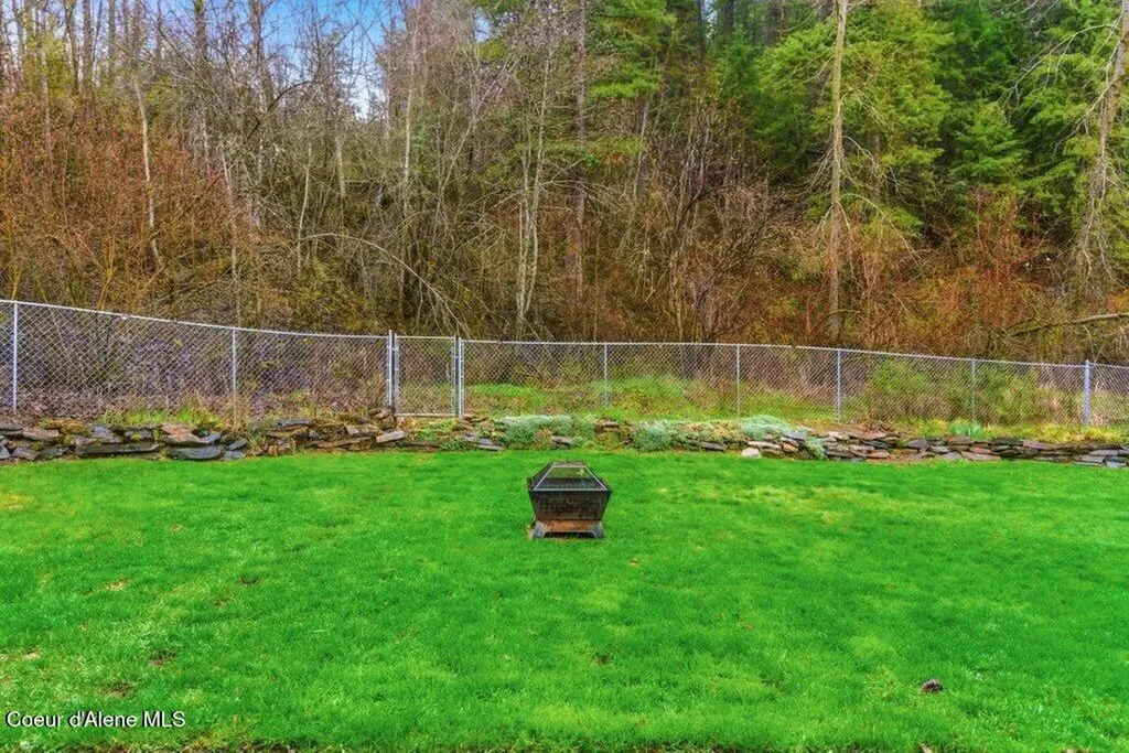 446 Weir Gulch Road Pinehurst ID 83850