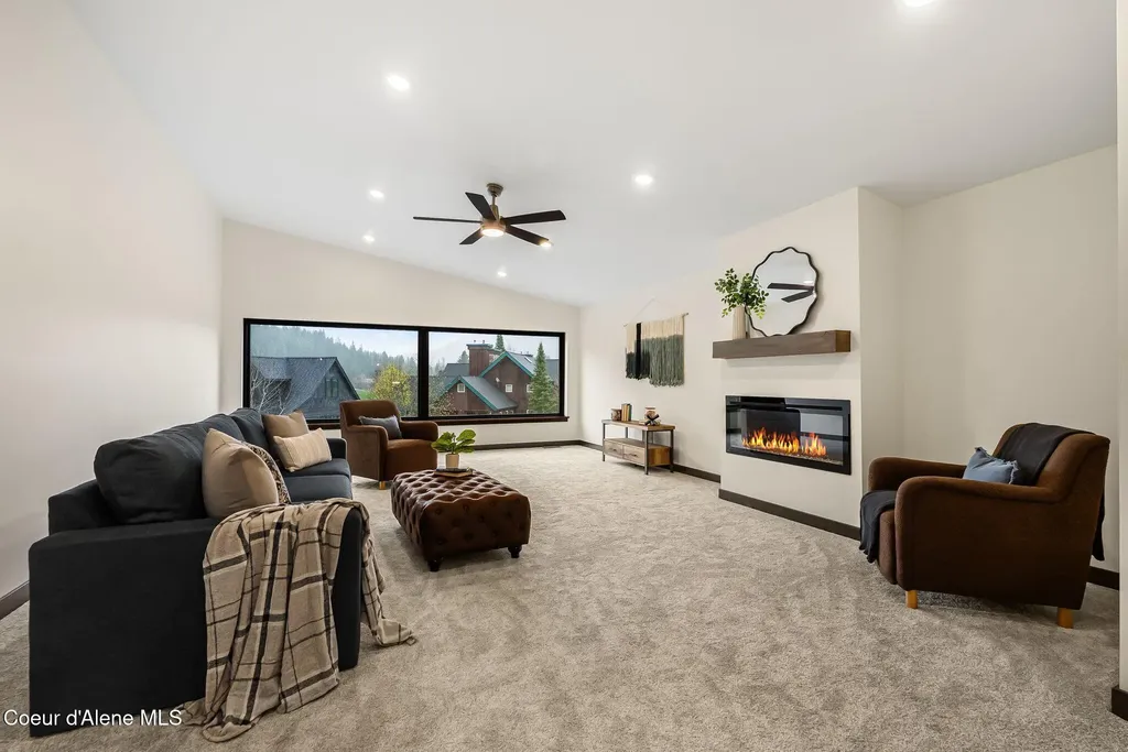 11 Alpenrose Lane Sandpoint ID 83864