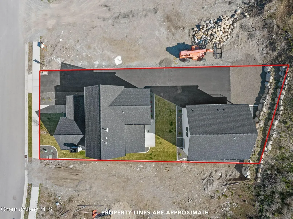 3494 Blaze Lp Post Falls ID 83854