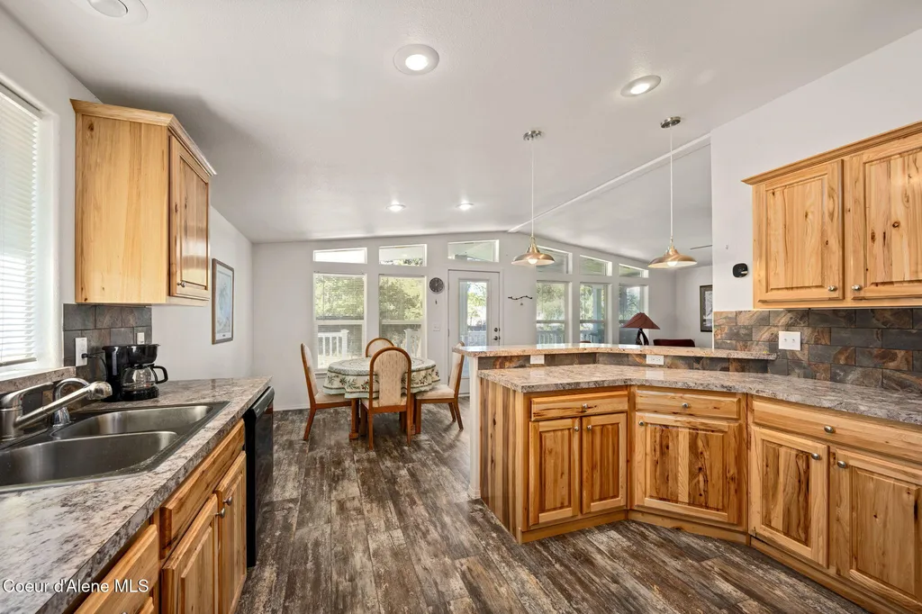 30404 S Sunray Trail Worley ID 83876