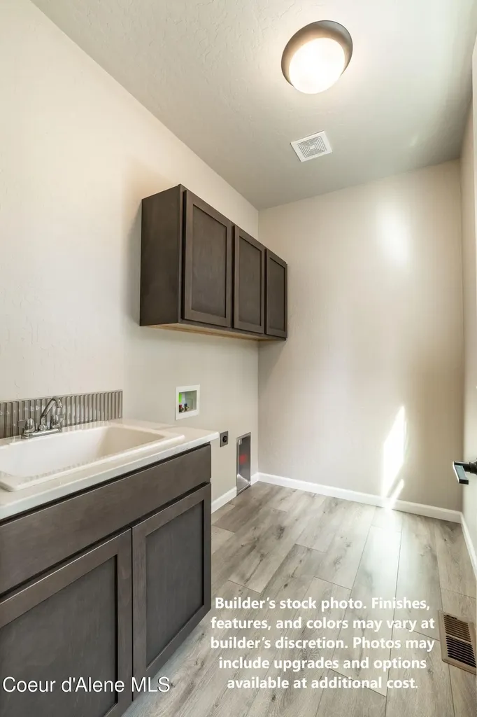 29818 N Archer Road Athol ID 83801