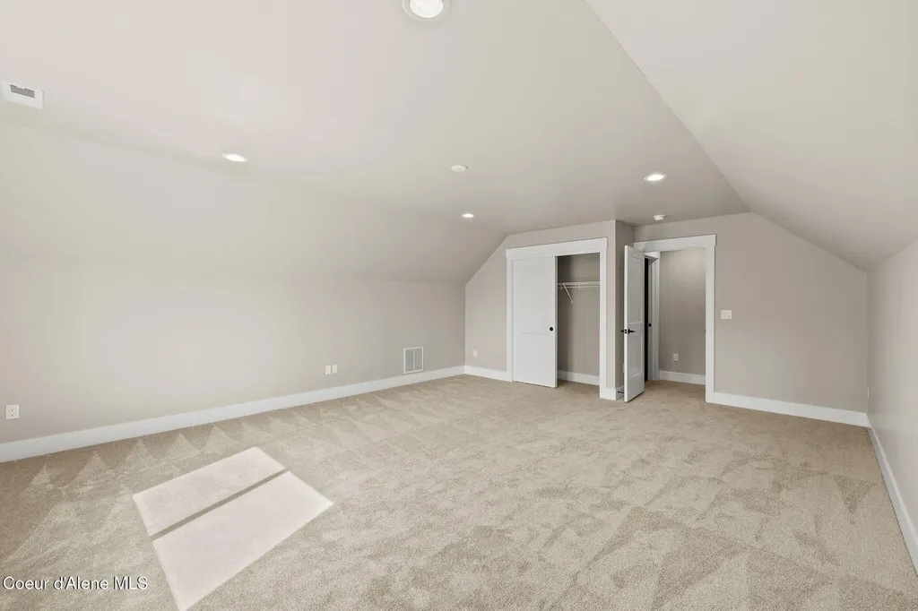 29818 N Archer Road Athol ID 83801