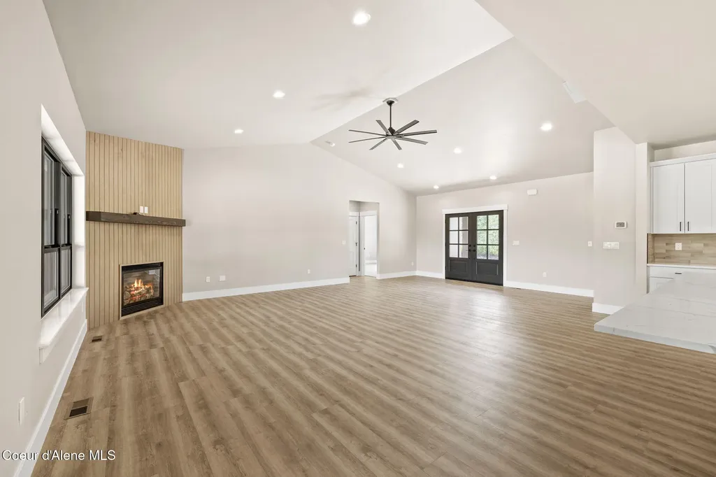 29818 N Archer Road Athol ID 83801