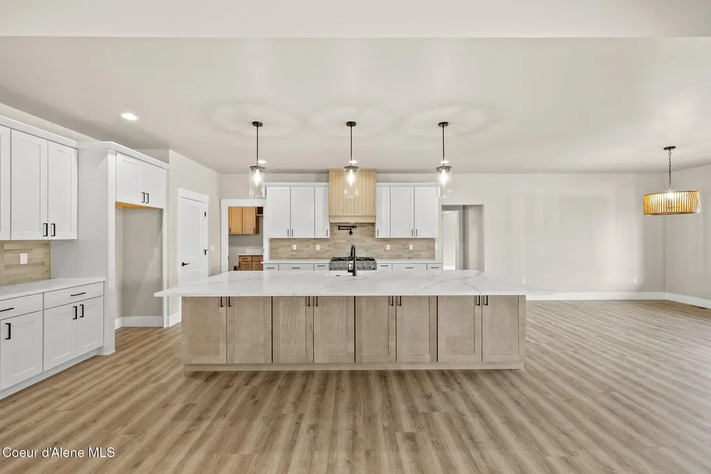 29818 N Archer Road Athol ID 83801