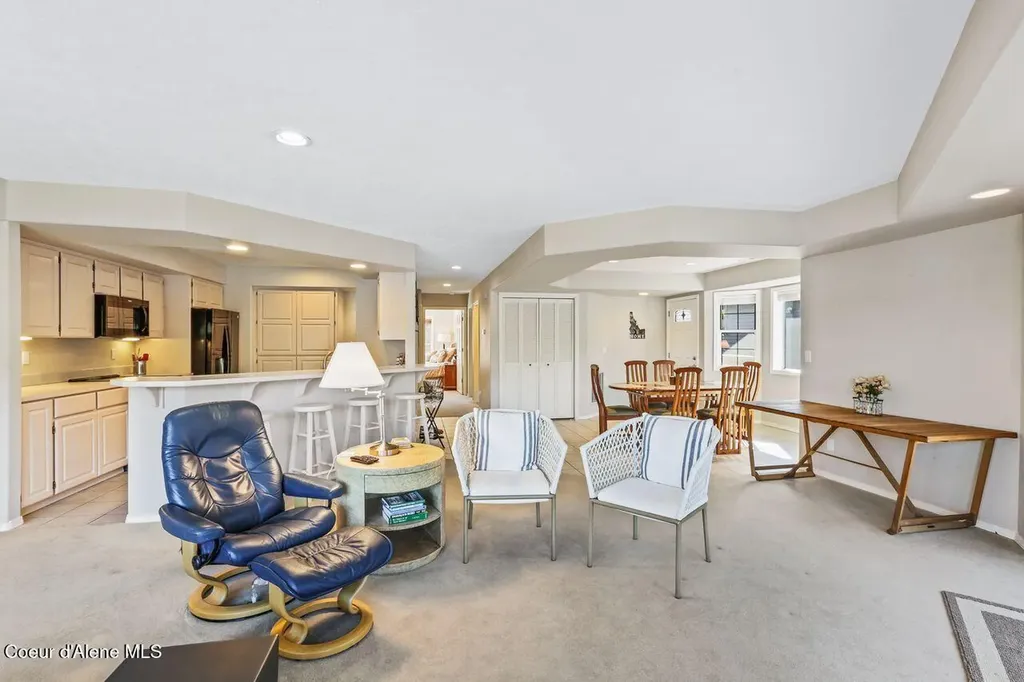 21709 N Viewpoint Drive Rathdrum ID 83858