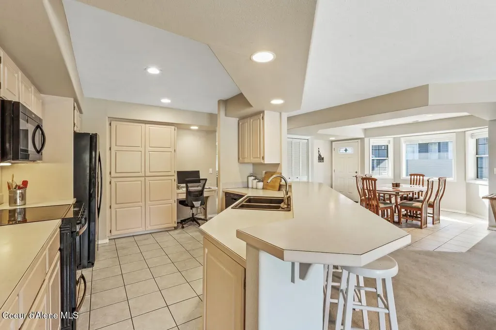 21709 N Viewpoint Drive Rathdrum ID 83858