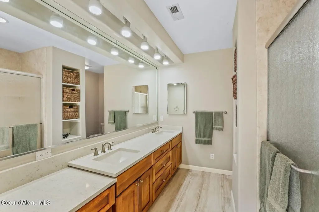 21709 N Viewpoint Drive Rathdrum ID 83858