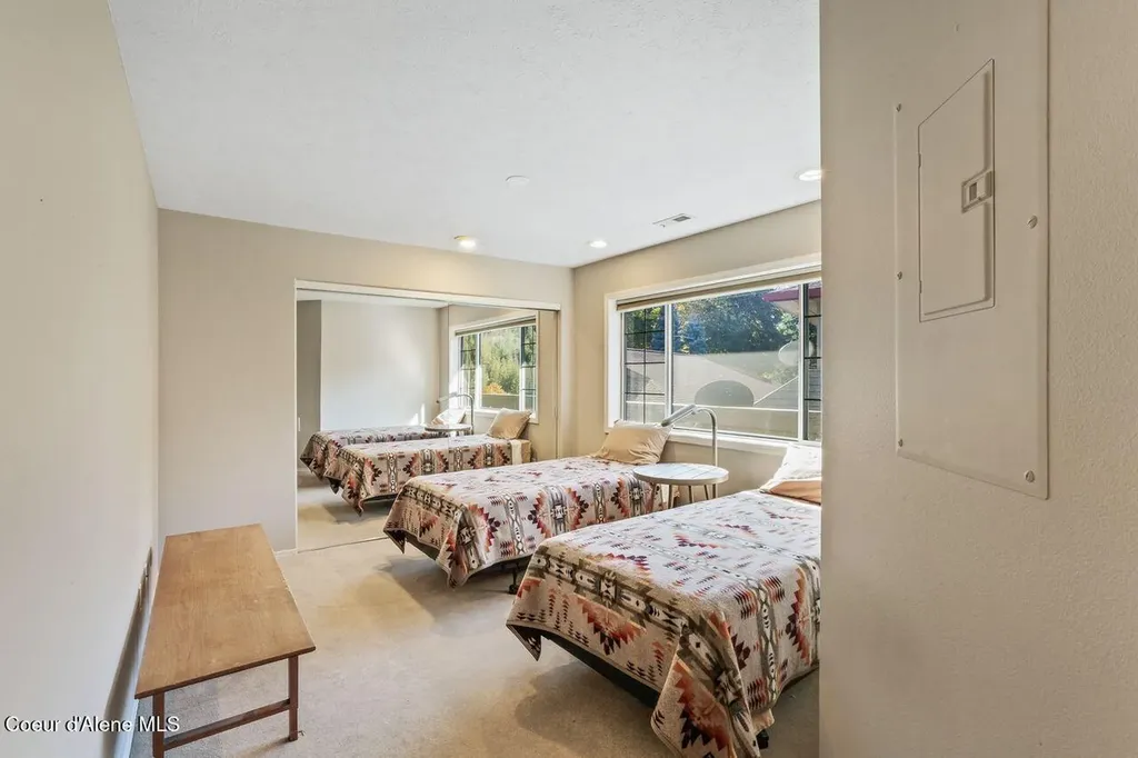 21709 N Viewpoint Drive Rathdrum ID 83858