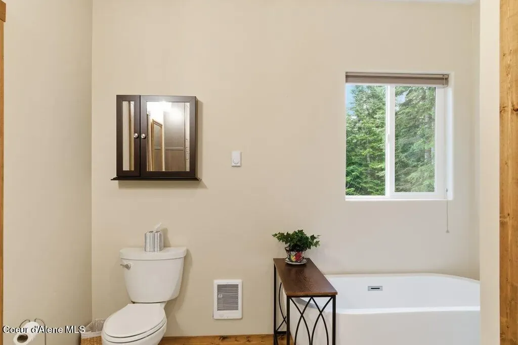 24414 N Wendler Loop Rathdrum ID 83858