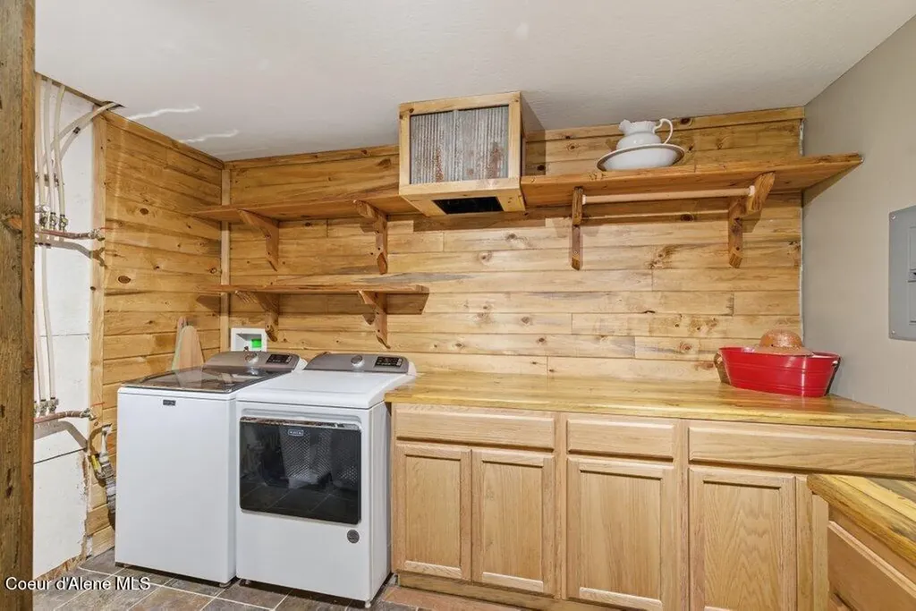 24414 N Wendler Loop Rathdrum ID 83858