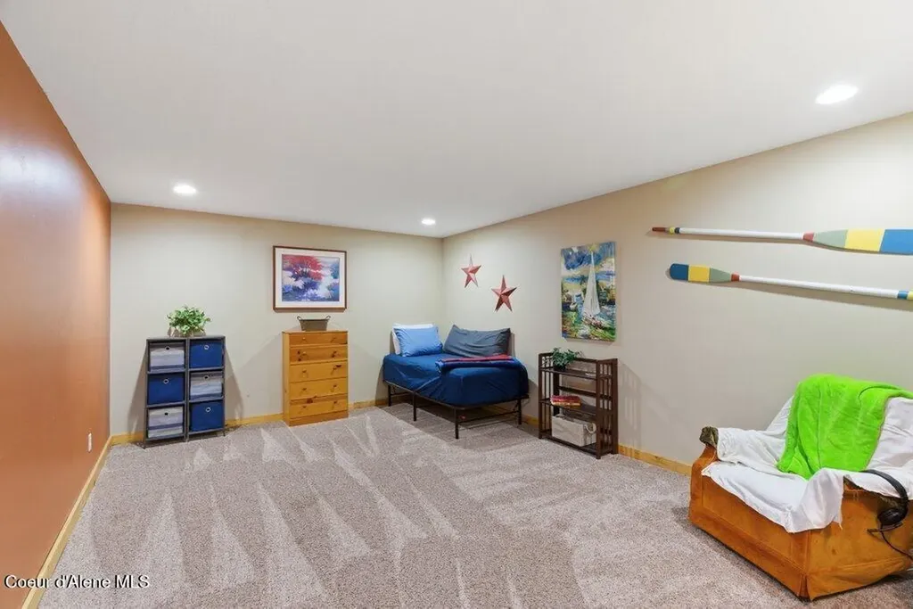 24414 N Wendler Loop Rathdrum ID 83858