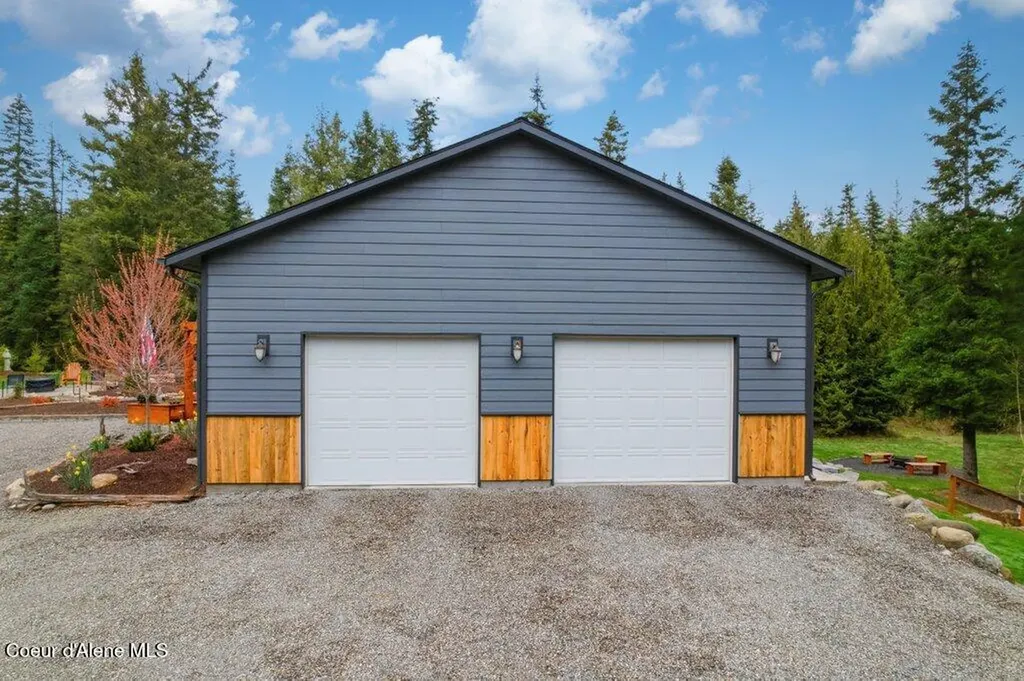 24414 N Wendler Loop Rathdrum ID 83858