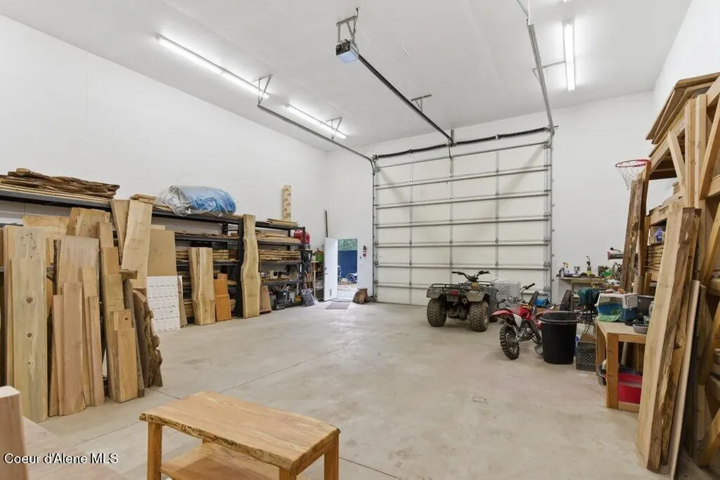 24414 N Wendler Loop Rathdrum ID 83858