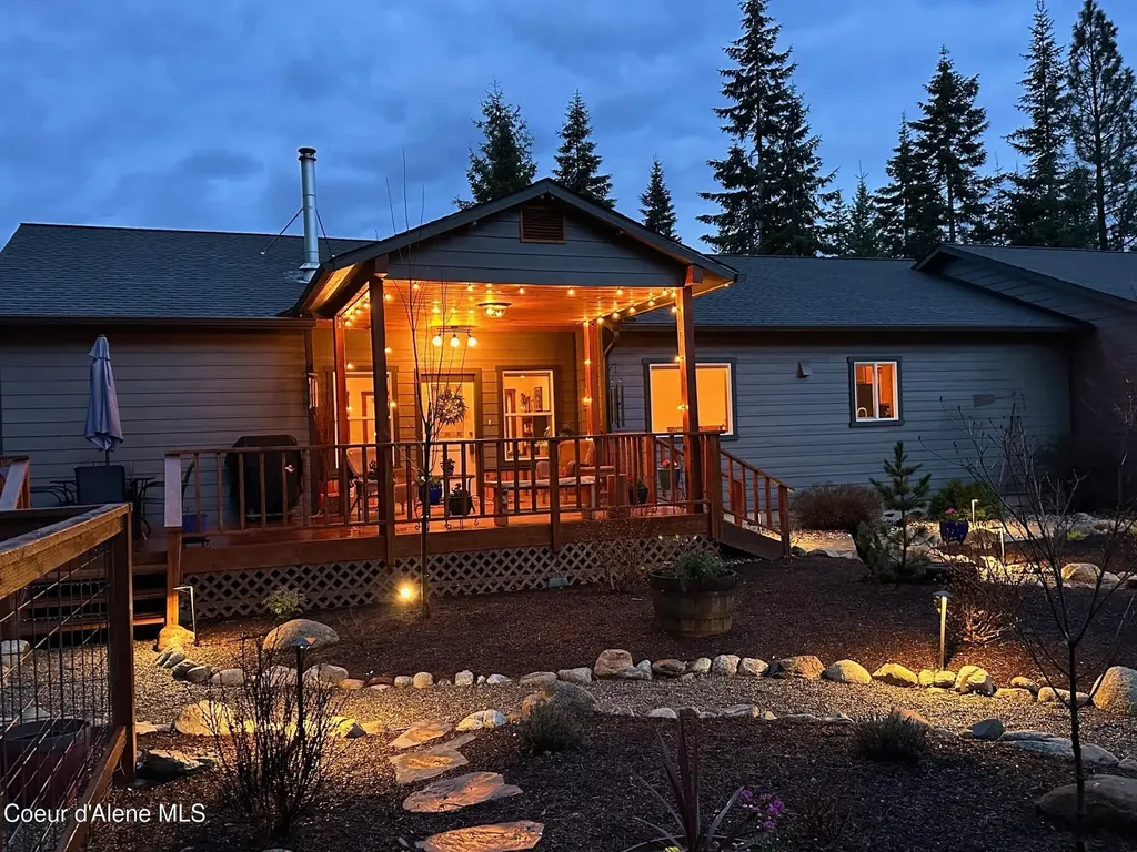 24414 N Wendler Loop Rathdrum ID 83858