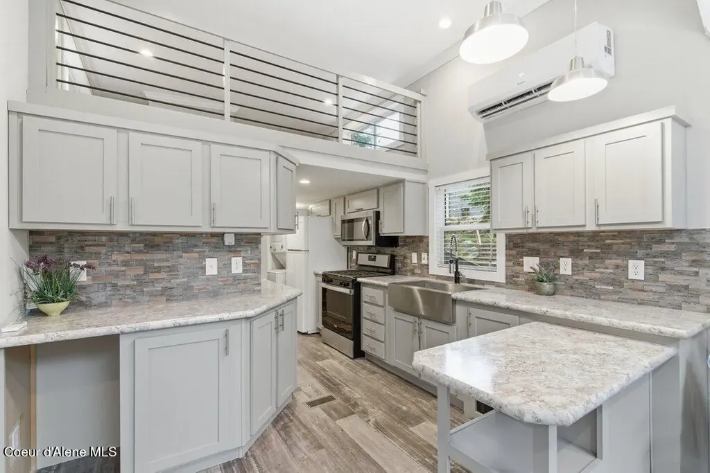 24414 N Wendler Loop Rathdrum ID 83858
