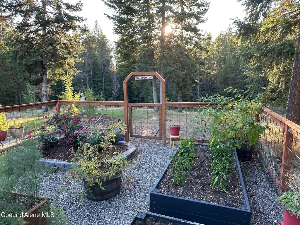 24414 N Wendler Loop Rathdrum ID 83858