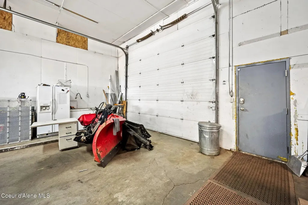 9719 W F Street Worley ID 83876