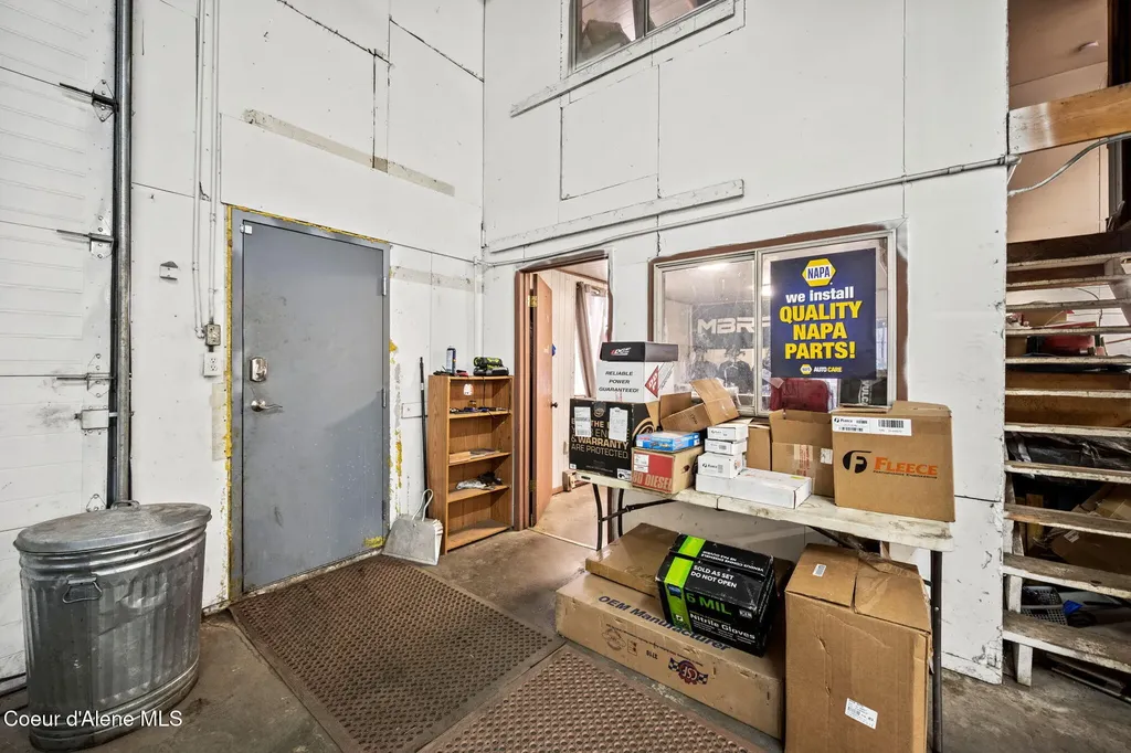 9719 W F Street Worley ID 83876