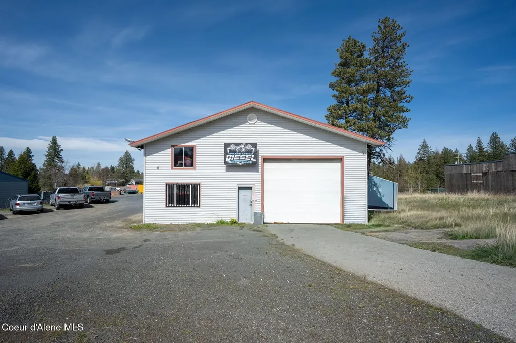 9719 W F Street Worley ID 83876